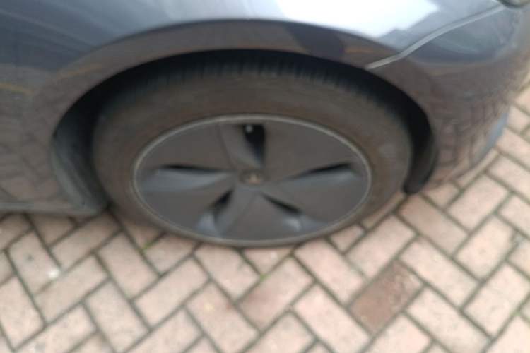 Used Tesla Model 3 2020 Standard Range Rear-Wheel Drive Upgraded Version Right Front Wheel Hub