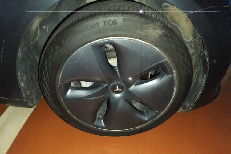 Used Tesla Model 3 2020 Refreshed Version Long-Range Rear-Wheel Drive Right Front Wheel Hub