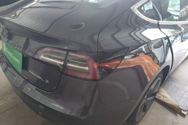 Used Tesla Model 3 2020 Standard Range Rear-Wheel Drive Upgraded Version Right Rear Taillight