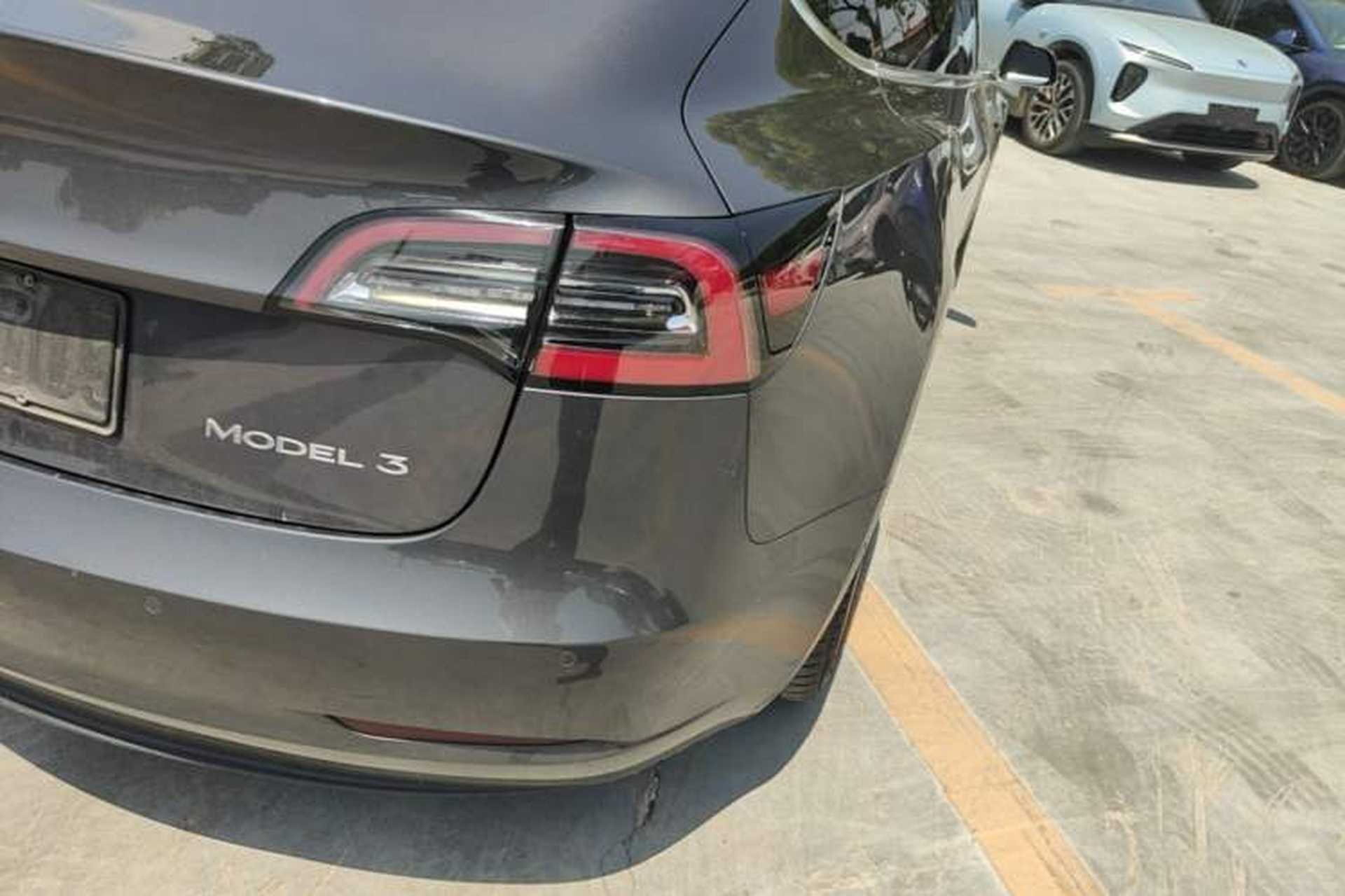 Used Tesla Model 3 2020 Revised Version Standard Range Rear-Wheel Drive – Upgraded Edition Right Rear Taillight