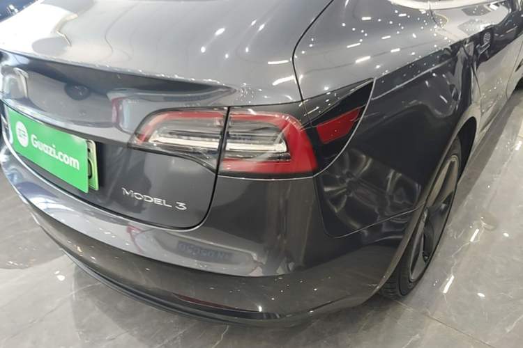 Used Tesla Model 3 2020 Standard Range Rear-Wheel Drive Upgraded Version Right Rear Taillight