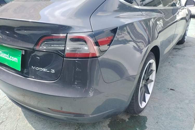 Used Tesla Model 3 2020 Standard Range Rear-Wheel Drive Upgraded Version Right Rear Taillight