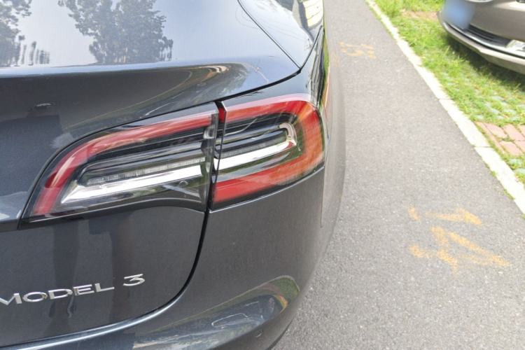 Used Tesla Model 3 2020 Refreshed Version Long-Range Rear-Wheel Drive Right Rear Taillight