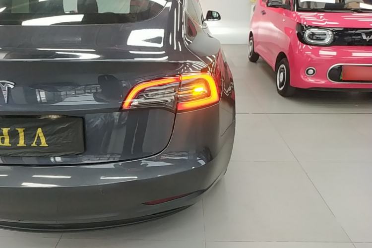 Used Tesla Model 3 2020 Refreshed Version Long-Range Rear-Wheel Drive Right Rear Taillight