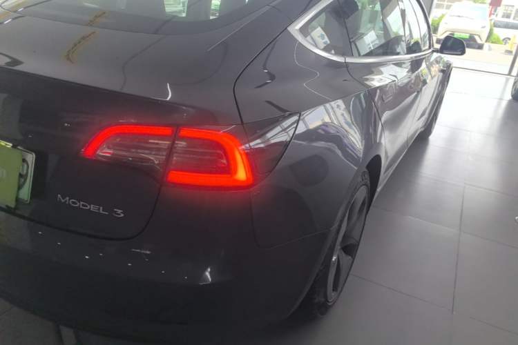 Used Tesla Model 3 2020 Standard Range Rear-Wheel Drive Upgraded Version Right Rear Taillight