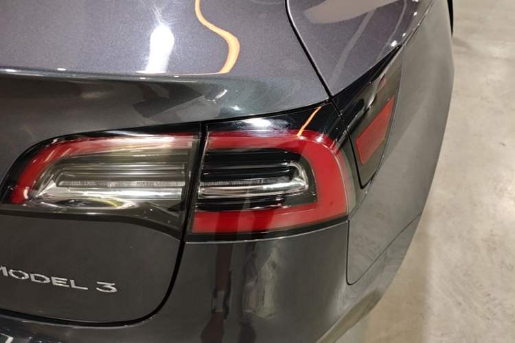 Used Tesla Model 3 2020 Refreshed Version Long-Range Rear-Wheel Drive Right Rear Taillight