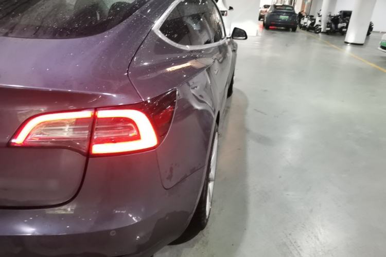 Used Tesla Model 3 2020 Refreshed Version Long-Range Rear-Wheel Drive Right Rear Taillight