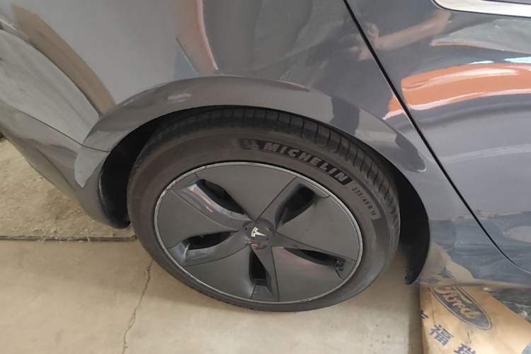 Used Tesla Model 3 2020 Standard Range Rear-Wheel Drive Upgraded Version Right Rear Wheel Hub