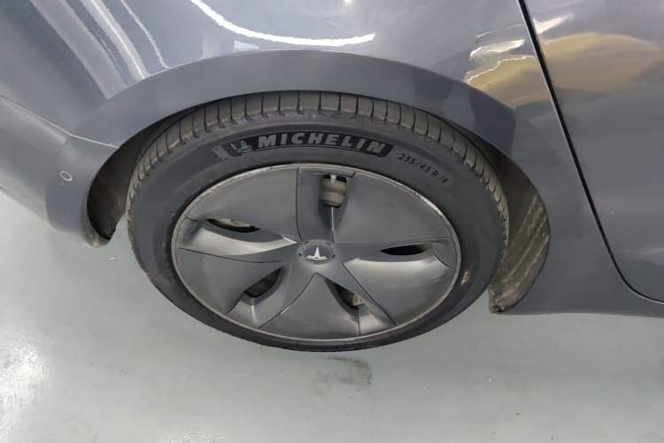 Used Tesla Model 3 2020 Refreshed Version Long-Range Rear-Wheel Drive Right Rear Wheel Hub