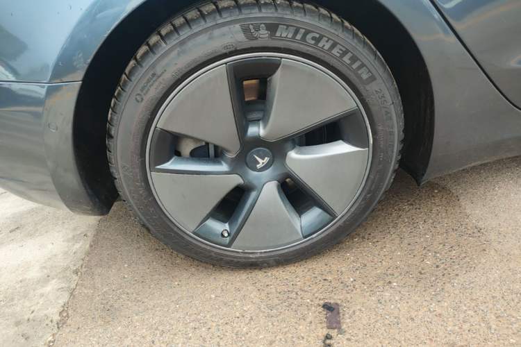 Used Tesla Model 3 2020 Refreshed Version Long-Range Rear-Wheel Drive Right Rear Wheel Hub