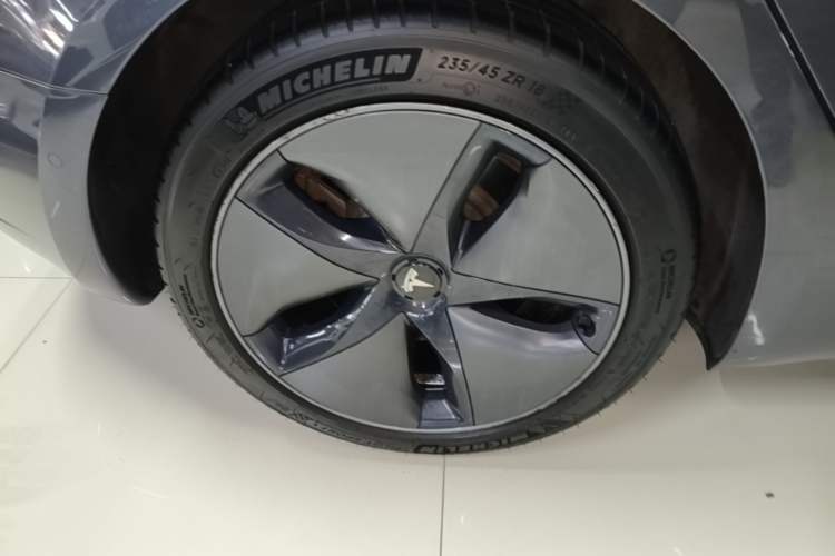 Used Tesla Model 3 2020 Standard Range Rear-Wheel Drive Upgraded Version Right Rear Wheel Hub
