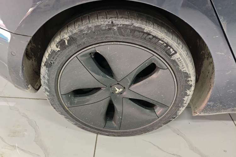 Used Tesla Model 3 2020 Refreshed Version Long-Range Rear-Wheel Drive Right Rear Wheel Hub