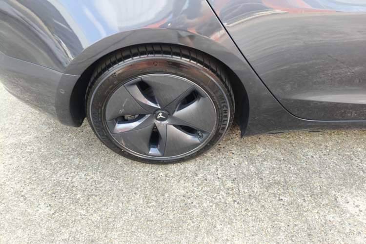 Used Tesla Model 3 2020 Standard Range Rear-Wheel Drive Upgraded Version Right Rear Wheel Hub