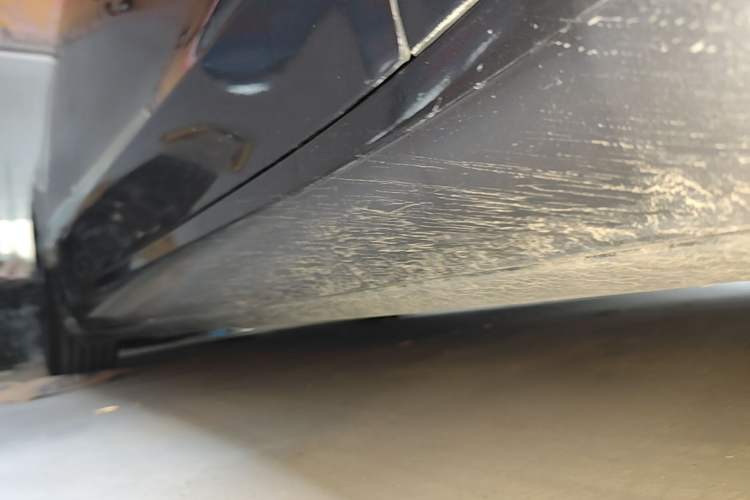 Used Tesla Model 3 2020 Standard Range Rear-Wheel Drive Upgraded Version Right Side Sill