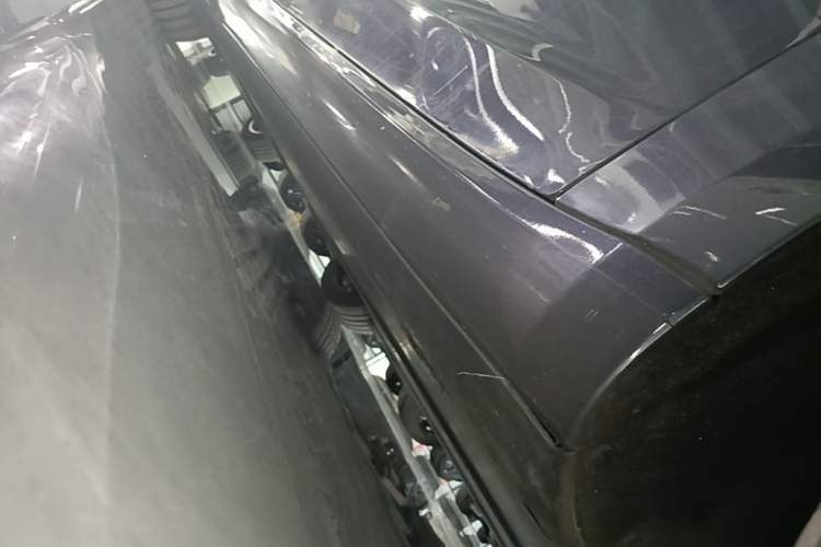 Used Tesla Model 3 2020 Revised Version Standard Range Rear-Wheel Drive – Upgraded Edition Right Side Sill