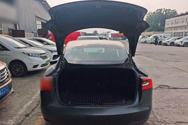 Used Tesla Model 3 2020 Long-Range Rear-Wheel-Drive Version Trunk