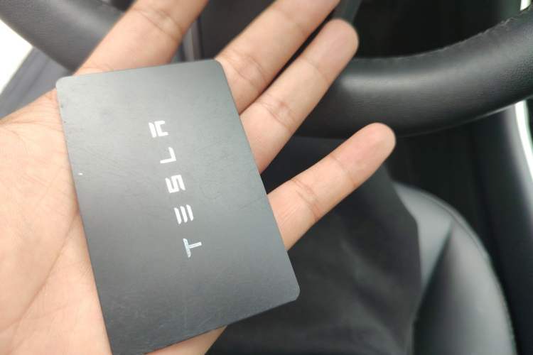 Used Tesla Model 3 2020 Revised Version Standard Range Rear-Wheel Drive – Upgraded Edition Vehicle Key
