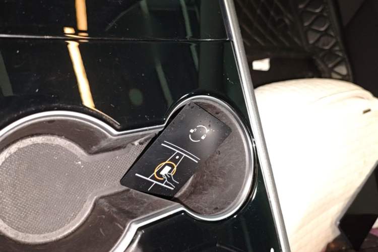 Used Tesla Model 3 2020 Refreshed Version Long-Range Rear-Wheel Drive Vehicle Key