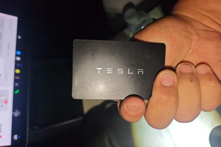 Used Tesla Model 3 2020 Revised Version Standard Range Rear-Wheel Drive – Upgraded Edition Vehicle Key