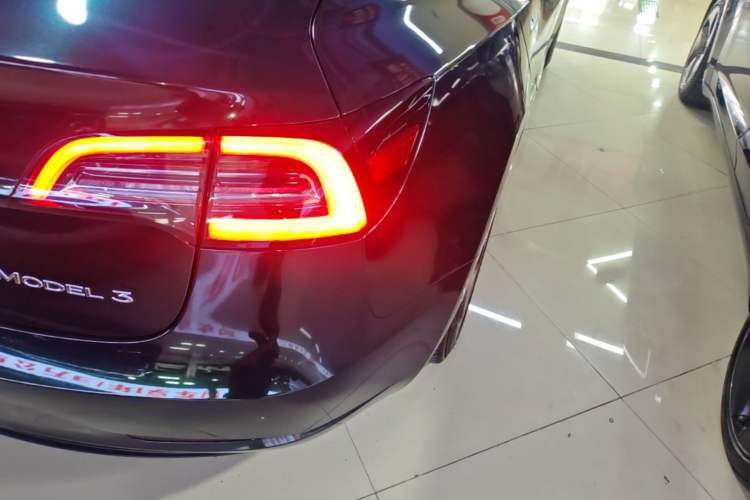 Used Tesla Model 3 2020 Revised Version Standard Range Rear-Wheel Drive – Upgraded Edition Exterior 3