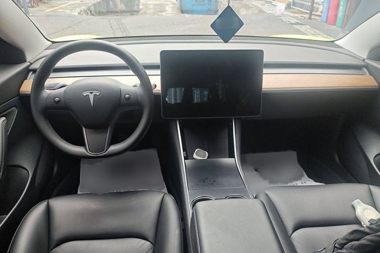 Used Tesla Model 3 2020 Revised Version Standard Range Rear-Wheel Drive – Upgraded Edition Interior 2