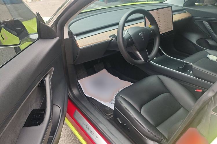 Used Tesla Model 3 2020 Revised Version Standard Range Rear-Wheel Drive – Upgraded Edition Interior 3