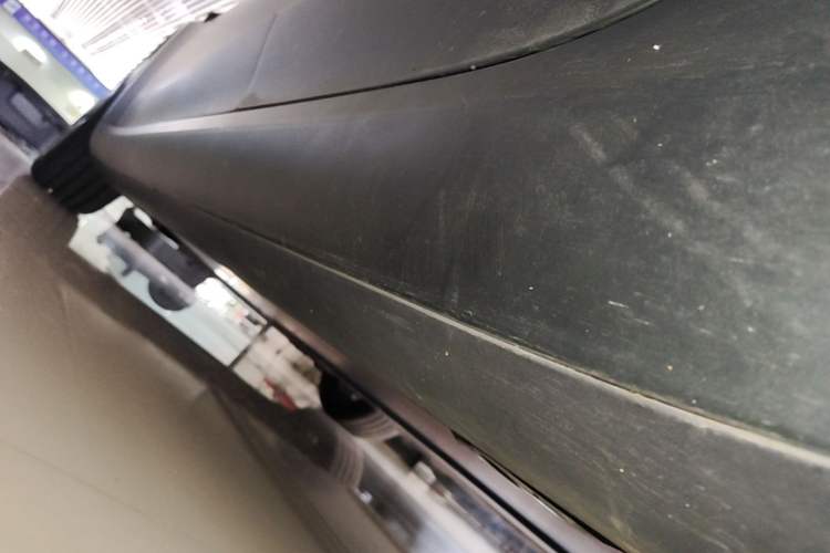 Used Tesla Model 3 2020 Standard Range Rear-Wheel Drive Upgraded Version Left Side Sill