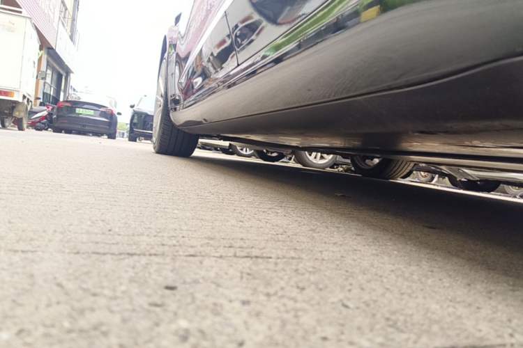 Used Tesla Model 3 2020 Standard Range Rear-Wheel Drive Upgraded Version Left Side Sill