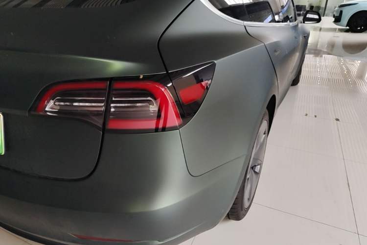 Used Tesla Model 3 2020 Standard Range Rear-Wheel Drive Upgraded Version Right Rear Taillight
