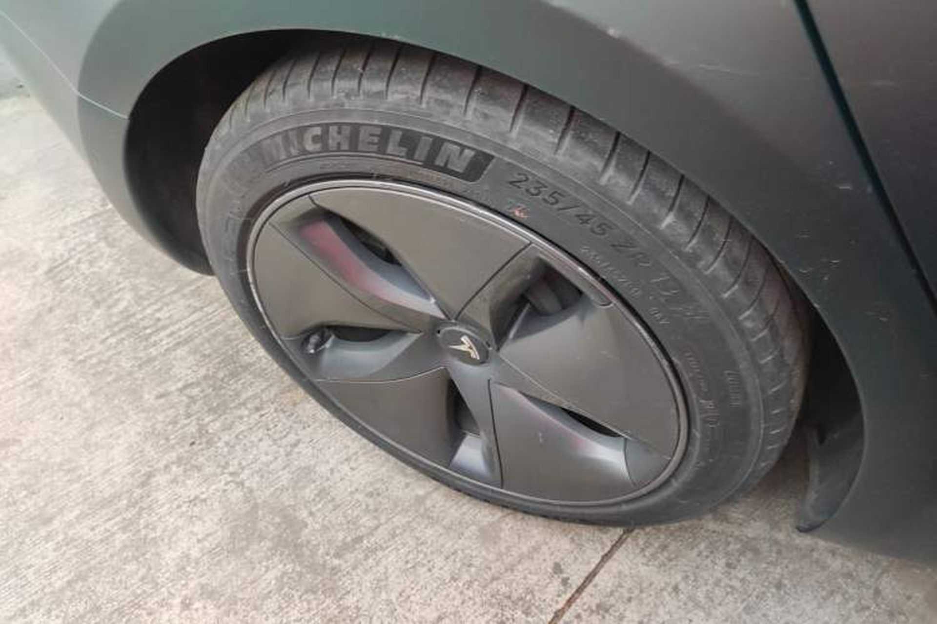 Used Tesla Model 3 2020 Standard Range Rear-Wheel Drive Upgraded Version Right Rear Wheel Hub