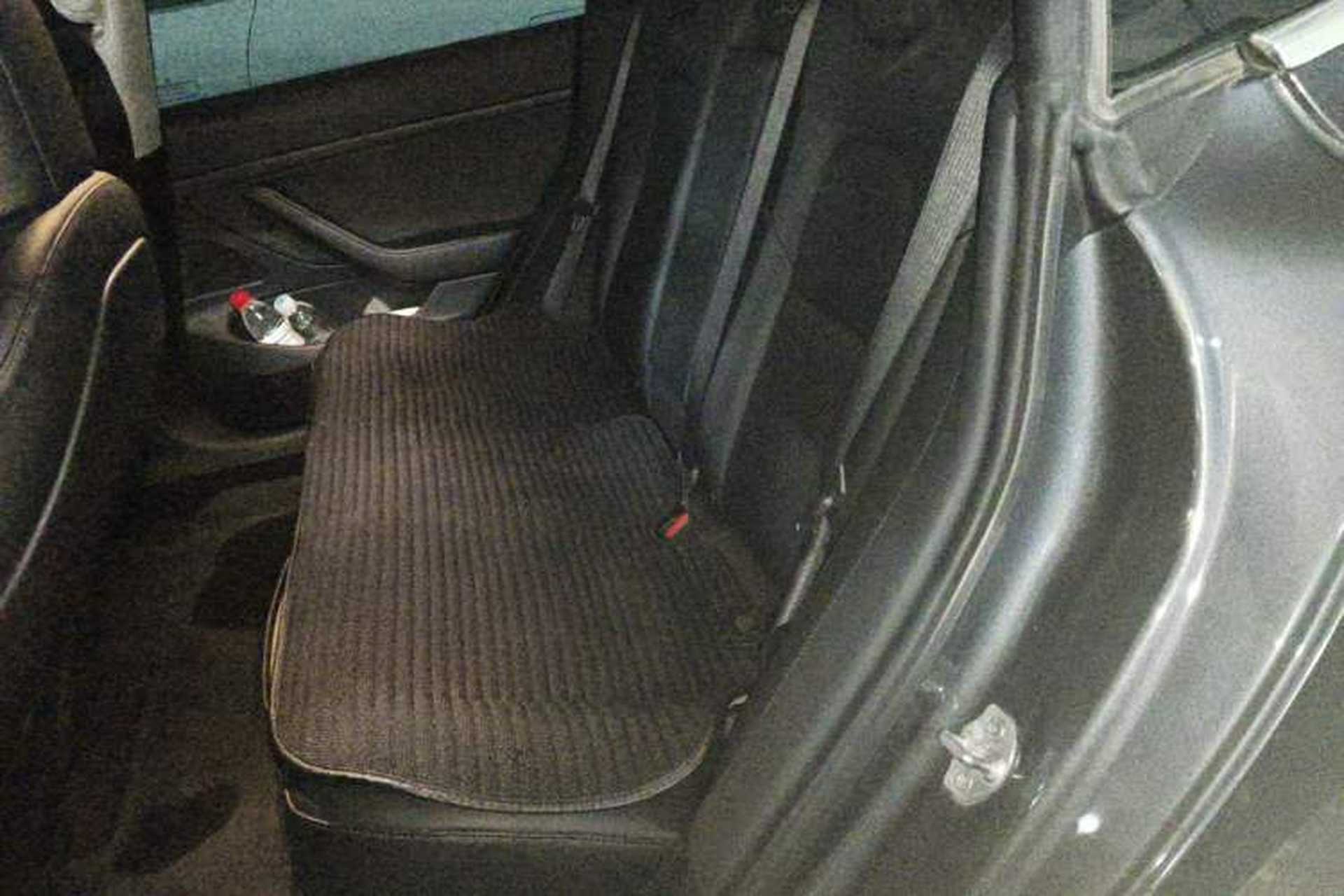 Used Tesla Model 3 2020 Long-Range Rear-Wheel-Drive Version Left Rear Seat