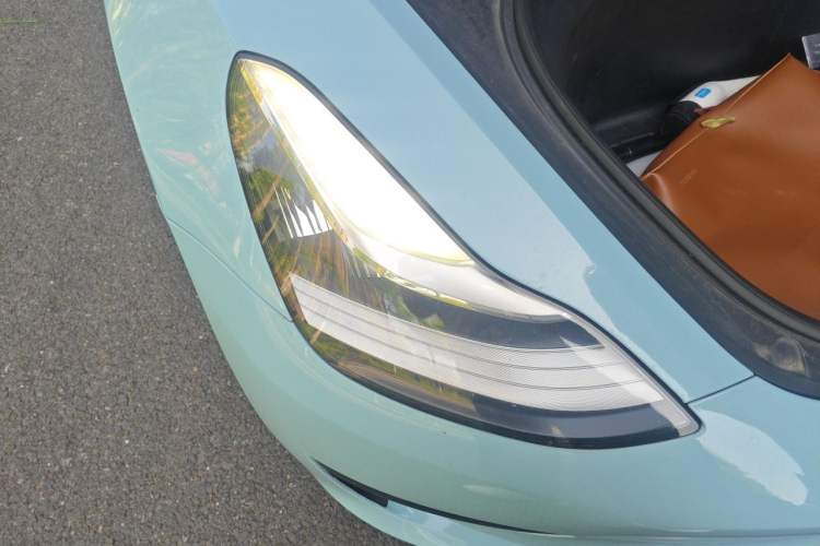 Used Tesla Model 3 2020 Standard Range Rear-Wheel Drive Upgraded Version Right Front Headlight