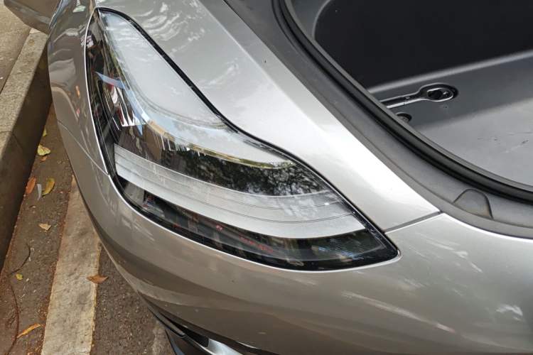 Used Tesla Model 3 2020 Standard Range Rear-Wheel Drive Upgraded Version Right Front Headlight