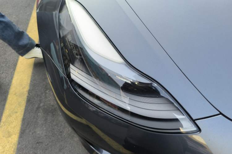Used Tesla Model 3 2020 Standard Range Rear-Wheel Drive Upgraded Version Right Front Headlight