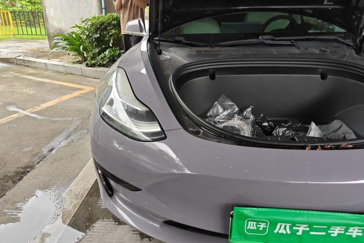 Used Tesla Model 3 2020 Revised Version Standard Range Rear-Wheel Drive – Upgraded Edition Right Front Headlight