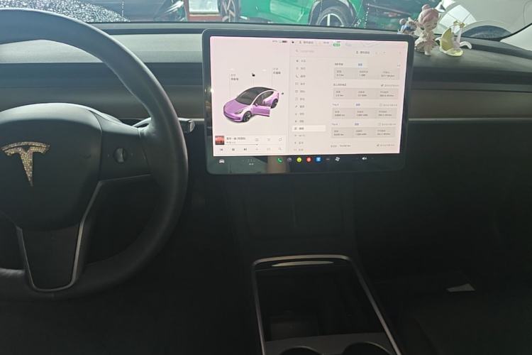 Used Tesla Model 3 2020 Revised Version Standard Range Rear-Wheel Drive – Upgraded Edition Center Console