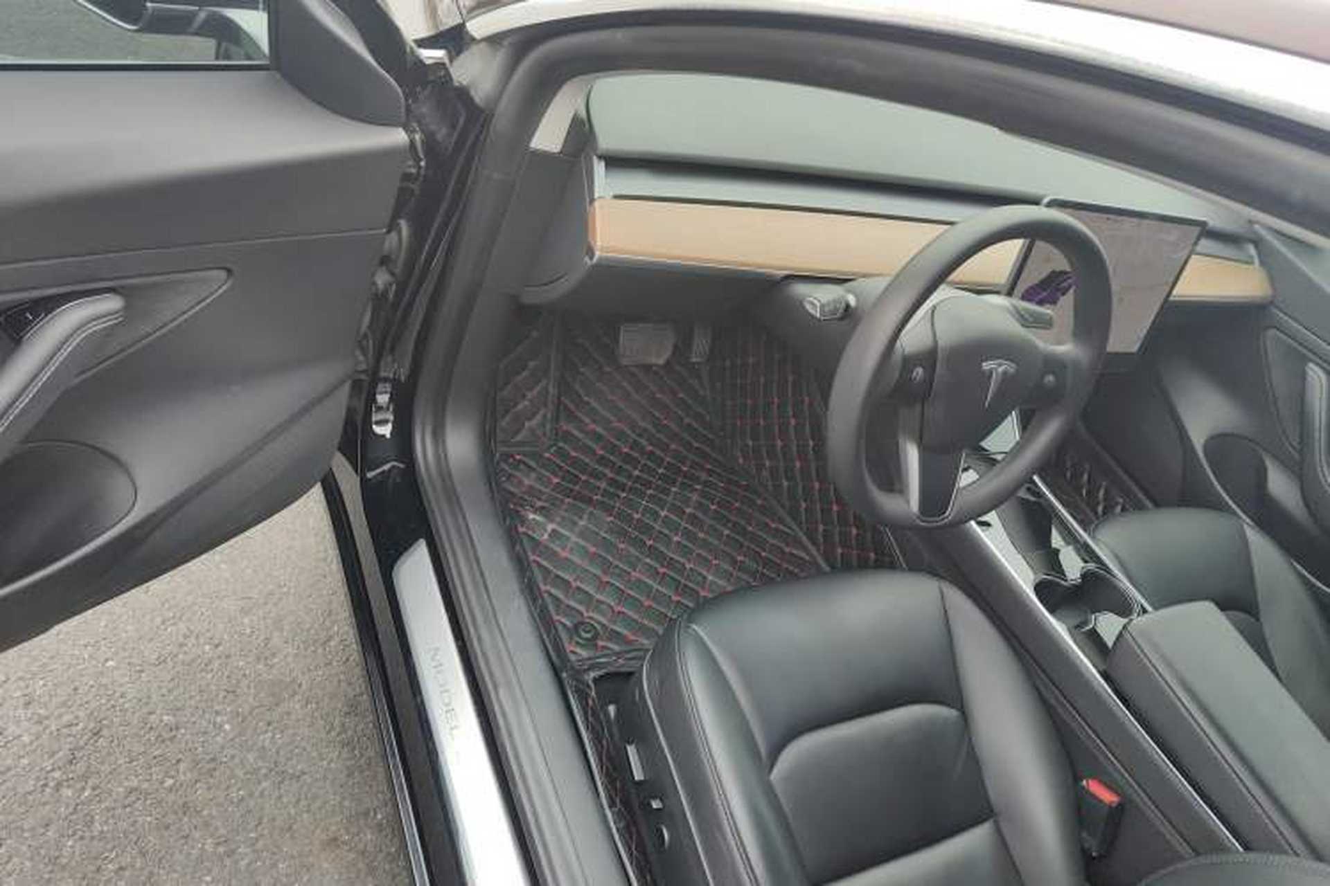 Used Tesla Model 3 2020 Revised Version Standard Range Rear-Wheel Drive – Upgraded Edition Interior 3