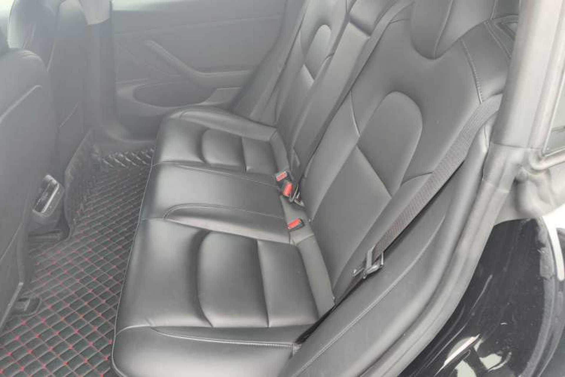 Used Tesla Model 3 2020 Revised Version Standard Range Rear-Wheel Drive – Upgraded Edition Interior 4