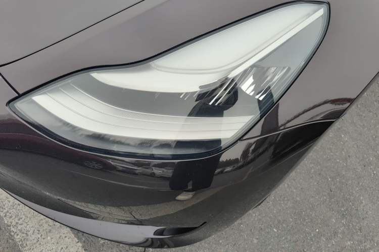 Used Tesla Model 3 2020 Revised Version Standard Range Rear-Wheel Drive – Upgraded Edition Left Front Headlight