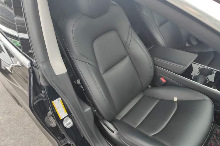 Used Tesla Model 3 2020 Revised Version Standard Range Rear-Wheel Drive – Upgraded Edition Right Front Seat