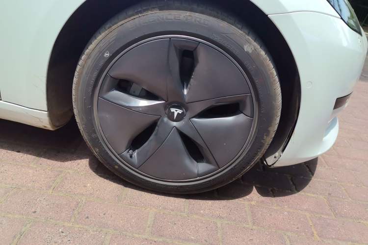 Used Tesla Model 3 2020 Standard Range Rear-Wheel Drive Upgraded Version Right Front Wheel Hub