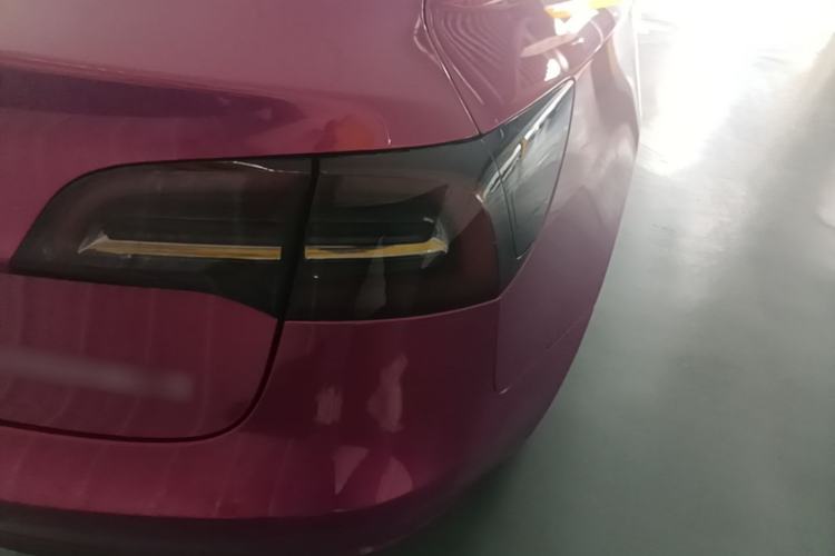 Used Tesla Model 3 2020 Revised Version Standard Range Rear-Wheel Drive – Upgraded Edition Right Rear Taillight