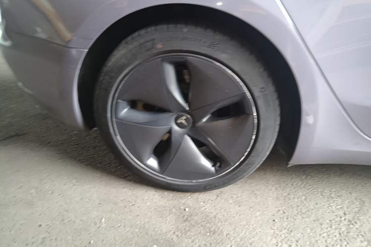 Used Tesla Model 3 2020 Refreshed Version Long-Range Rear-Wheel Drive Right Rear Wheel Hub