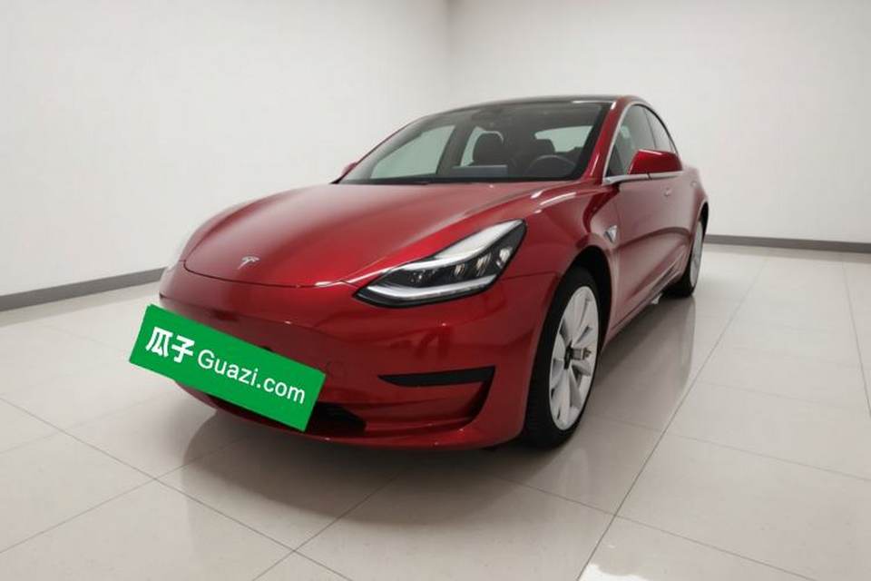 Tesla Model 3 2020