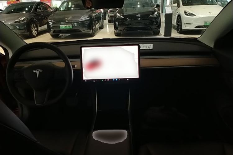 Used Tesla Model 3 2020 Revised Version Standard Range Rear-Wheel Drive – Upgraded Edition Center Console