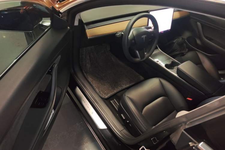 Used Tesla Model 3 2020 Revised Version Standard Range Rear-Wheel Drive – Upgraded Edition Driver Seat