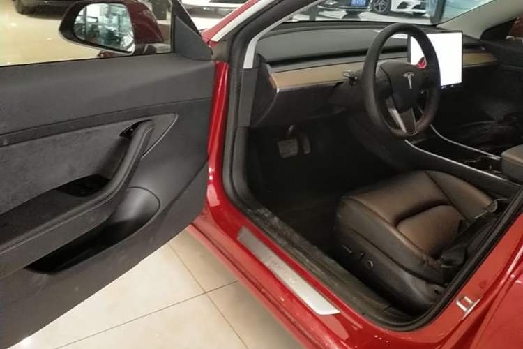 Used Tesla Model 3 2020 Revised Version Standard Range Rear-Wheel Drive – Upgraded Edition Driver Seat