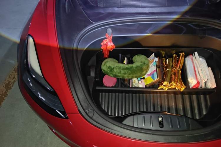 Used Tesla Model 3 2020 Revised Version Standard Range Rear-Wheel Drive – Upgraded Edition Engine Bay Right