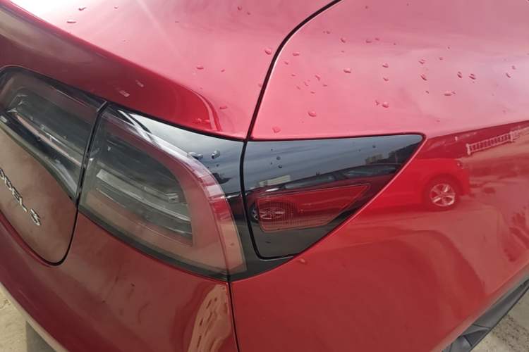 Used Tesla Model 3 2020 Refreshed Version Long-Range Rear-Wheel Drive Exterior 3