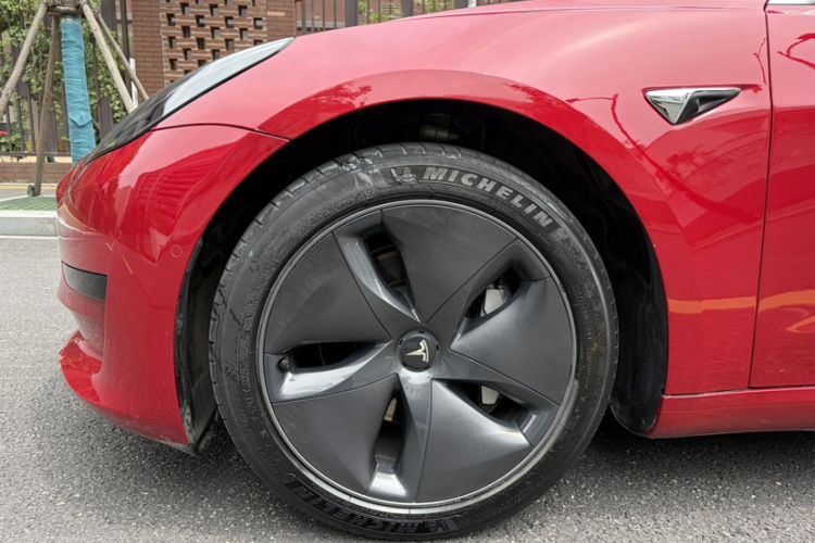 Used Tesla Model 3 2020 Standard Range Rear-Wheel Drive Upgraded Version Exterior 4